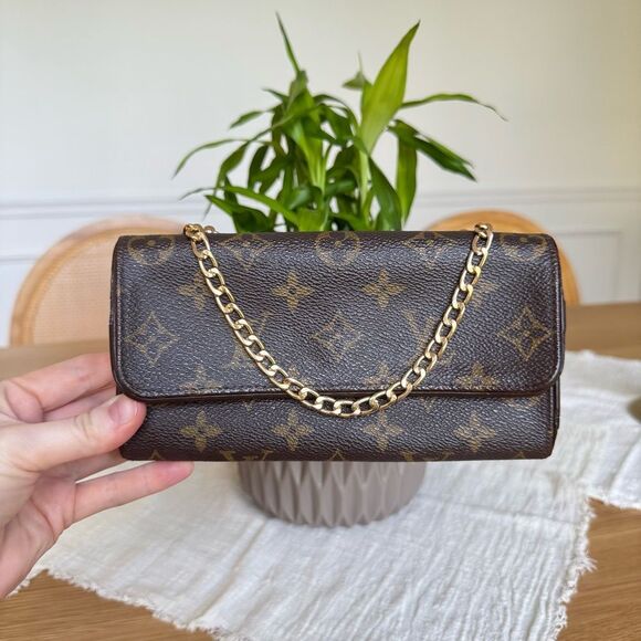 ✅AUTHENTIC✅LOUIS VUITTON SHOULDER BAG - Picture 3 of 14